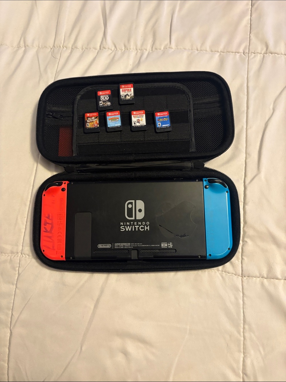 Nintendo Switch with Neon Blue & Neon Red Joy‑Con in Protective Case w/ 7 games - Picture 8 of 9